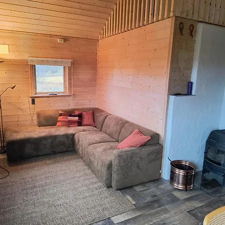 Semesterbostad Ullabu