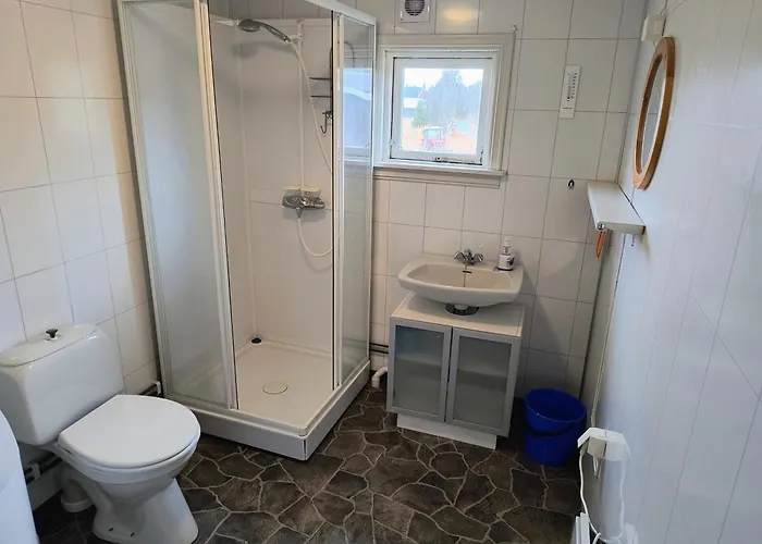 Semesterbostad Ullabu *